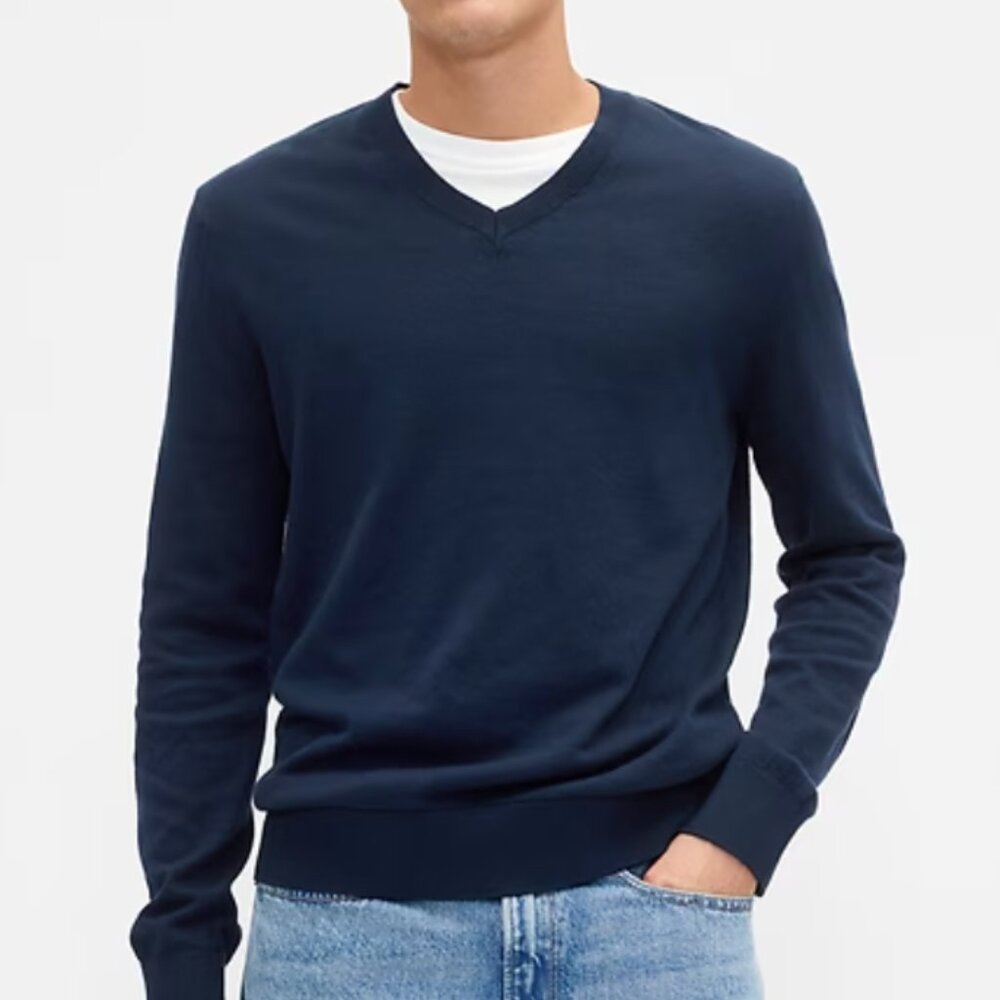 GAP Men's Mainstay V-Neck Sweater, Tapestry Navy, Large, EUC